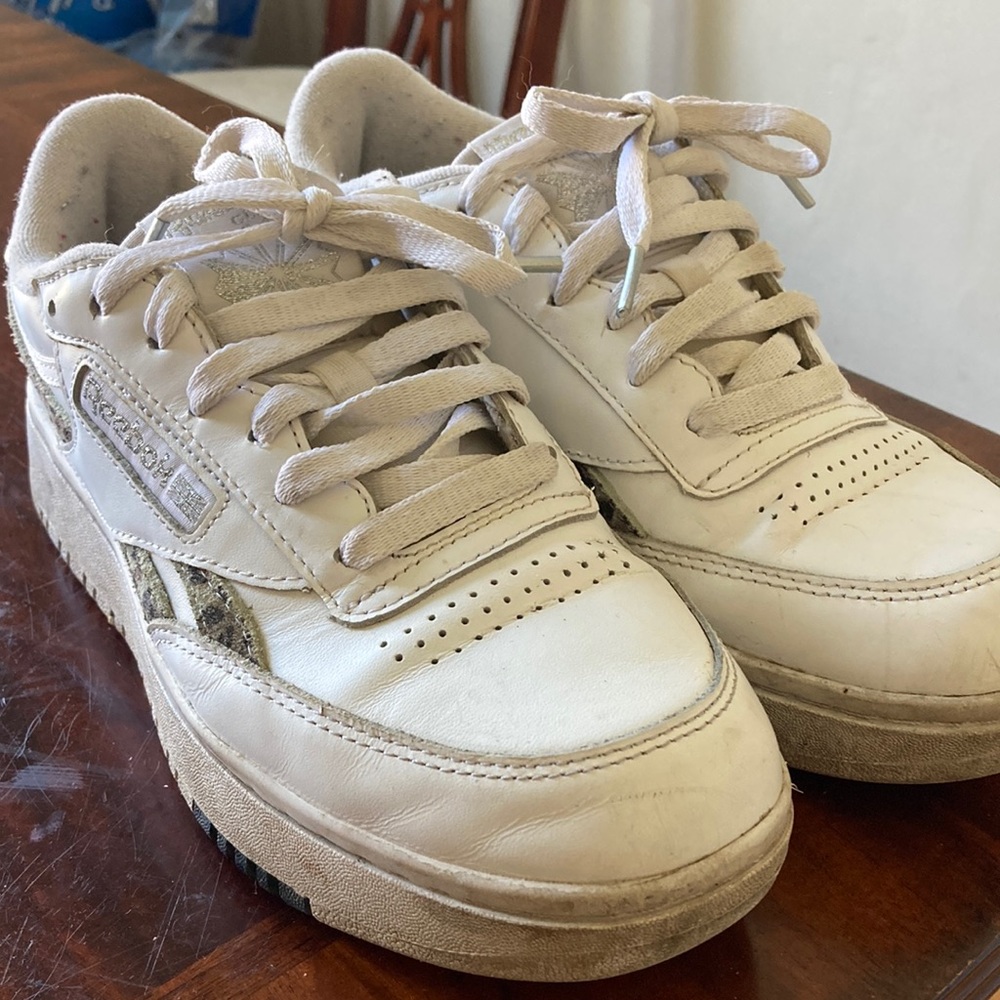 Reebok platform club c sneakers